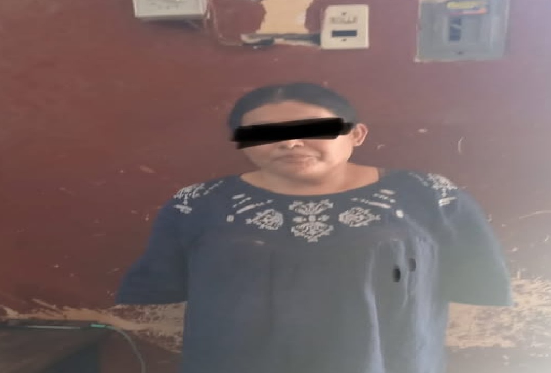 Mujer detenida por intentar robar prendas de vestir en tiendas Coppel de Motul