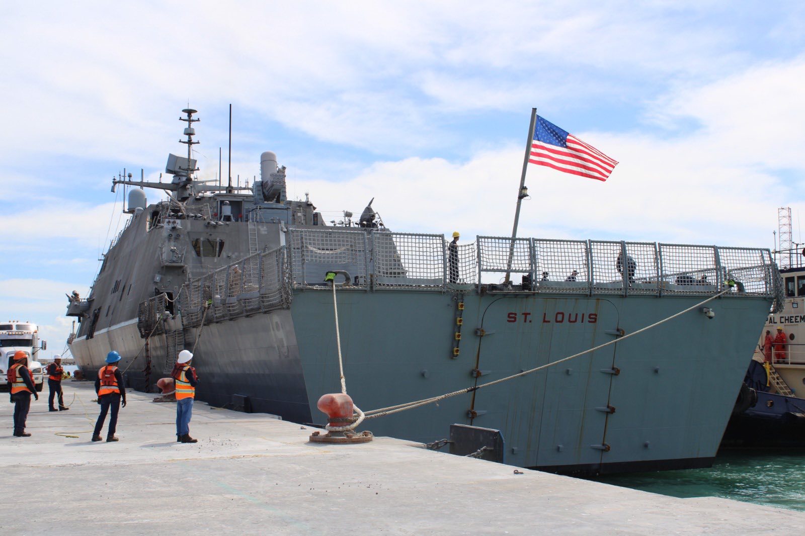 El buque de combate Litoral USS St. Louis (LCS-19) de los Estado Unidos atracó en el puerto de Progreso