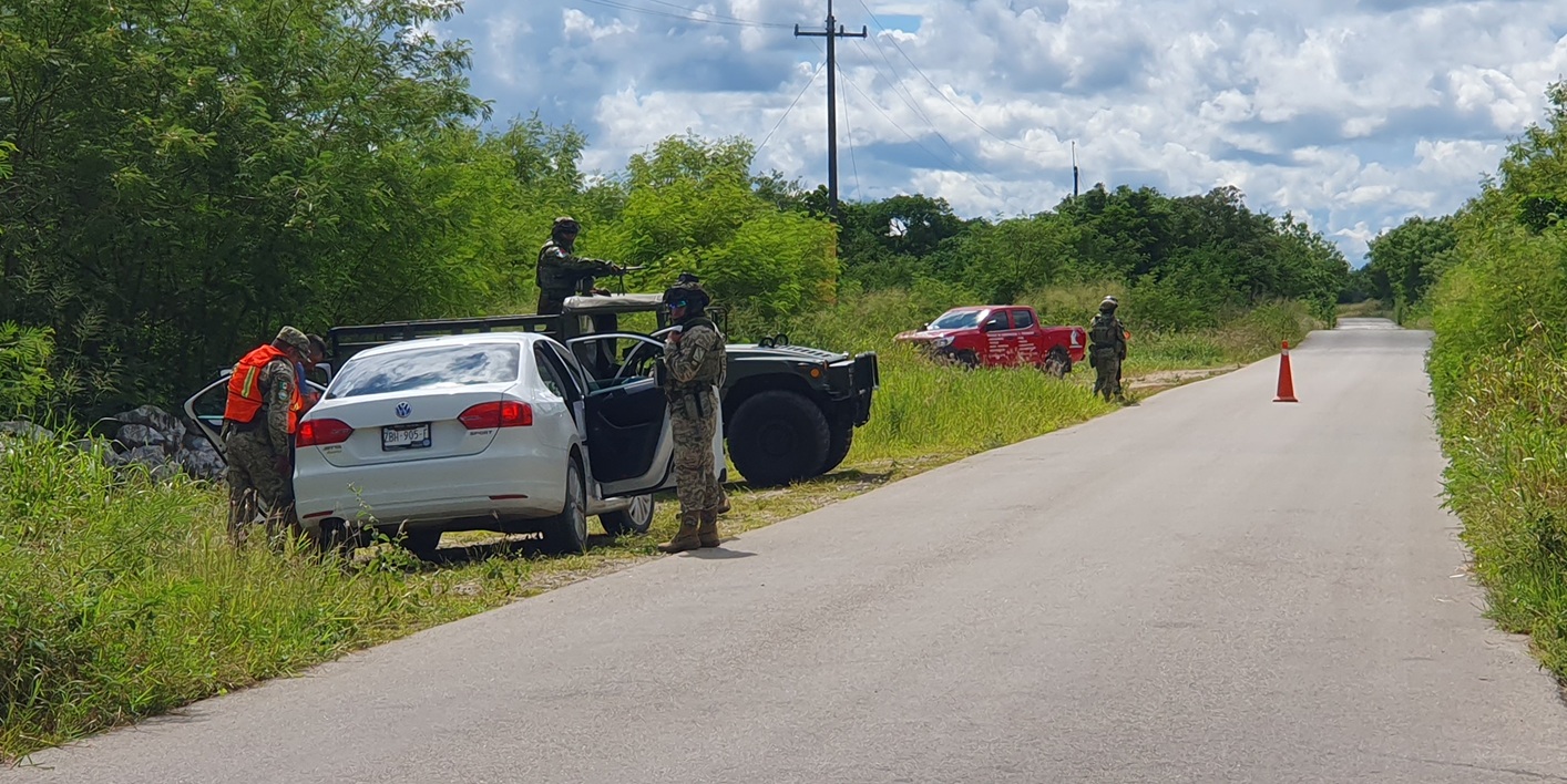 Ejército mexicano instala un retén de control de Armas de Fuego en la vía Santa Clara – Dzidzantún
