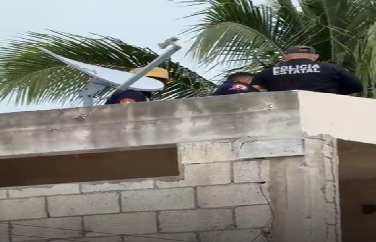 Un tabasqueño muere electrocutado en el techo de una casa en Chelem, comisaria de Progreso