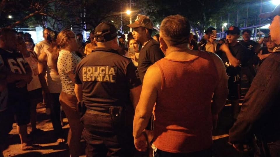 No entrego las canastas Navideñas: Lo intentan linchar en tixcacal