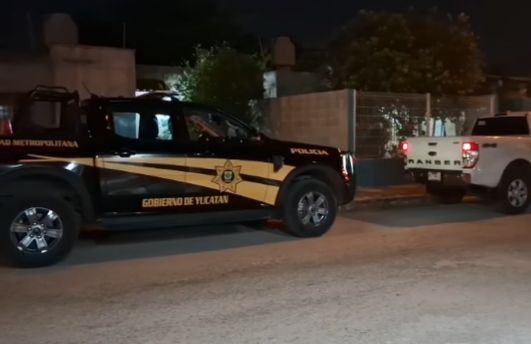 Un maestro frustra el robo de un vehículo y termina con la cara y cabeza rota en Ciudad Caucel