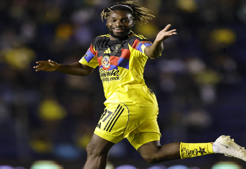 El francés Allan Saint deja el Club América tras denunciar racismo contra sus hijos