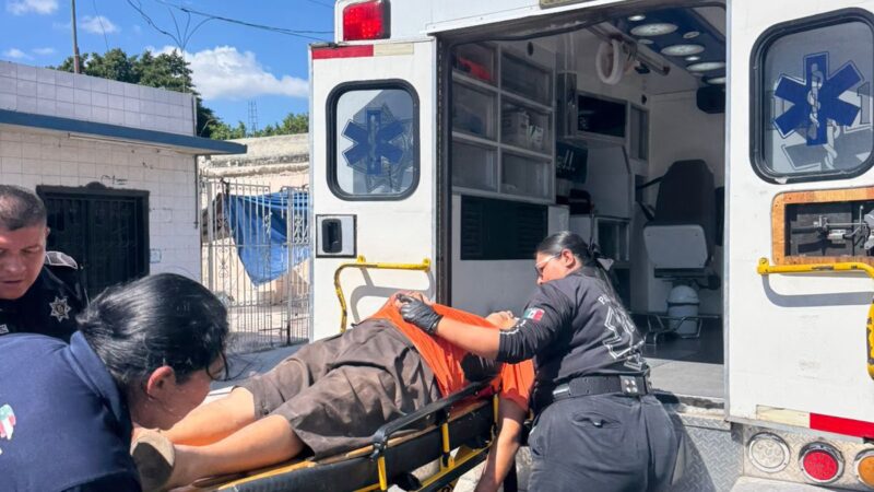 Un abuelito se cae de una bicicleta y se rompe la cabeza en Kanasín