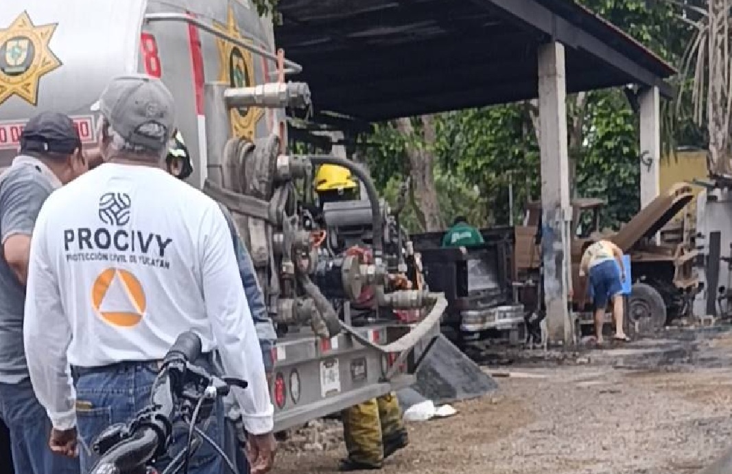 Una camioneta se incendia y explota en un taller de soldadura en Baca