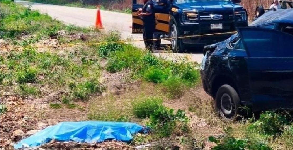 Una mujer vuelca el auto en el que viajaba y muere en la vía Celestún – Kinchil