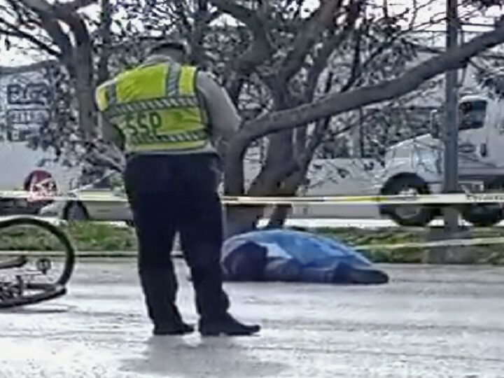 Un ciclista muere atropellado bajando el puente de la 50 Sur en el periférico de Mérida