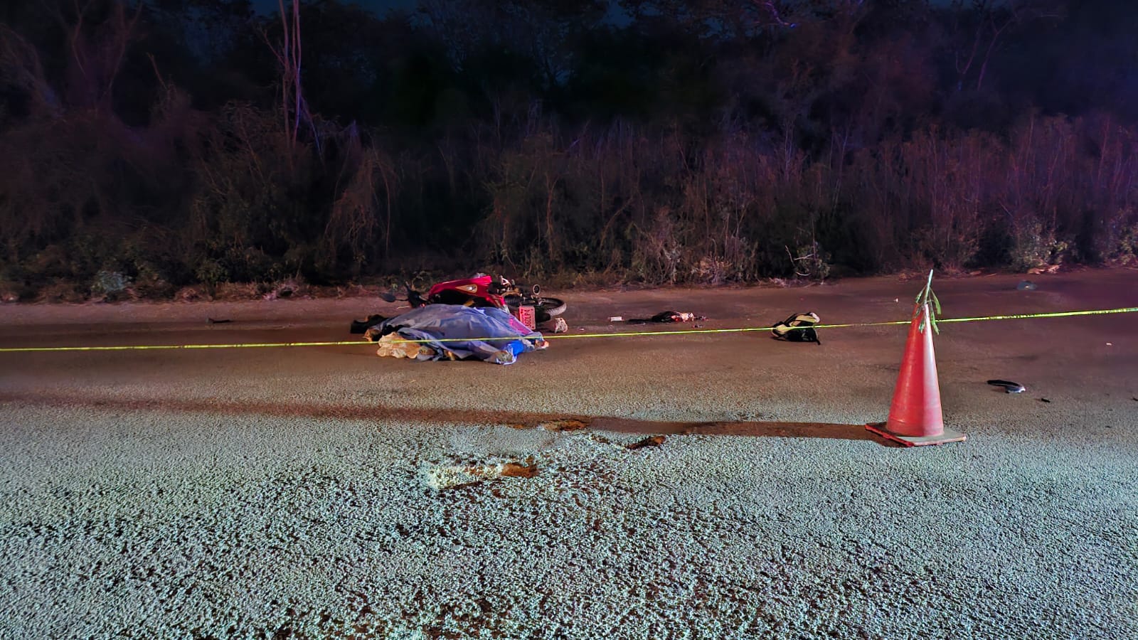 Un motociclismo murió luego que atropelló a un menor el fraccionamiento Santa Cruz Palomeque