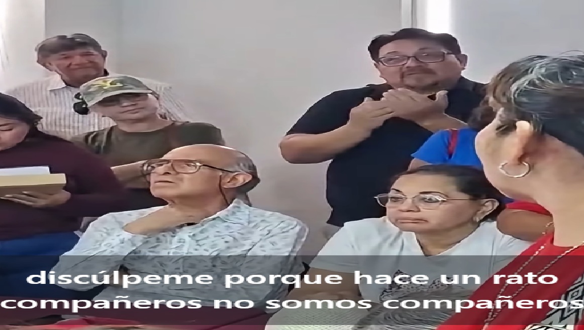 Solucionan los problemas del agua potable o renuncia piden vecinos de la Alemán a Pancho Torres