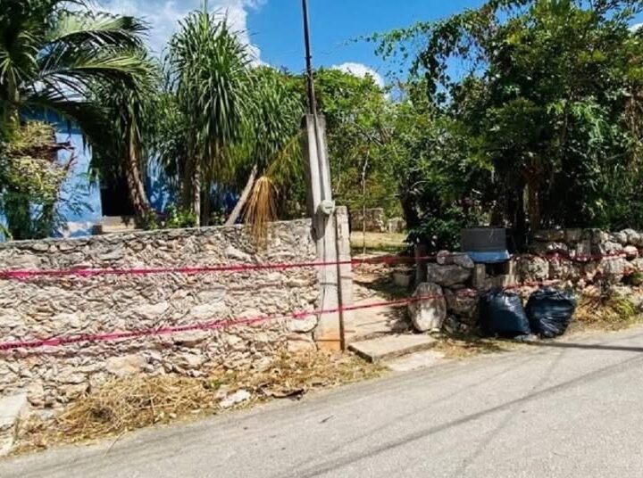Ebrio y drogado sujeto ataca con un block y lesiona a dos mujeres que dormían en una casa de Tecoh