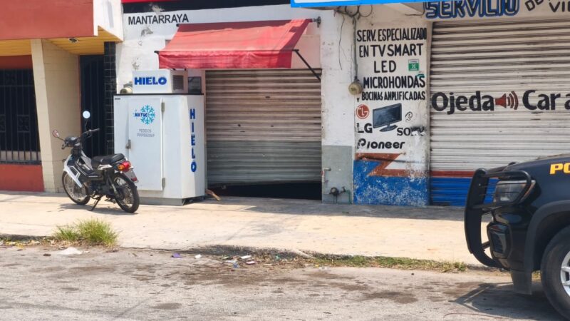 Ladrones en horas de la madrugada roban el Six de la Fuente en Progreso