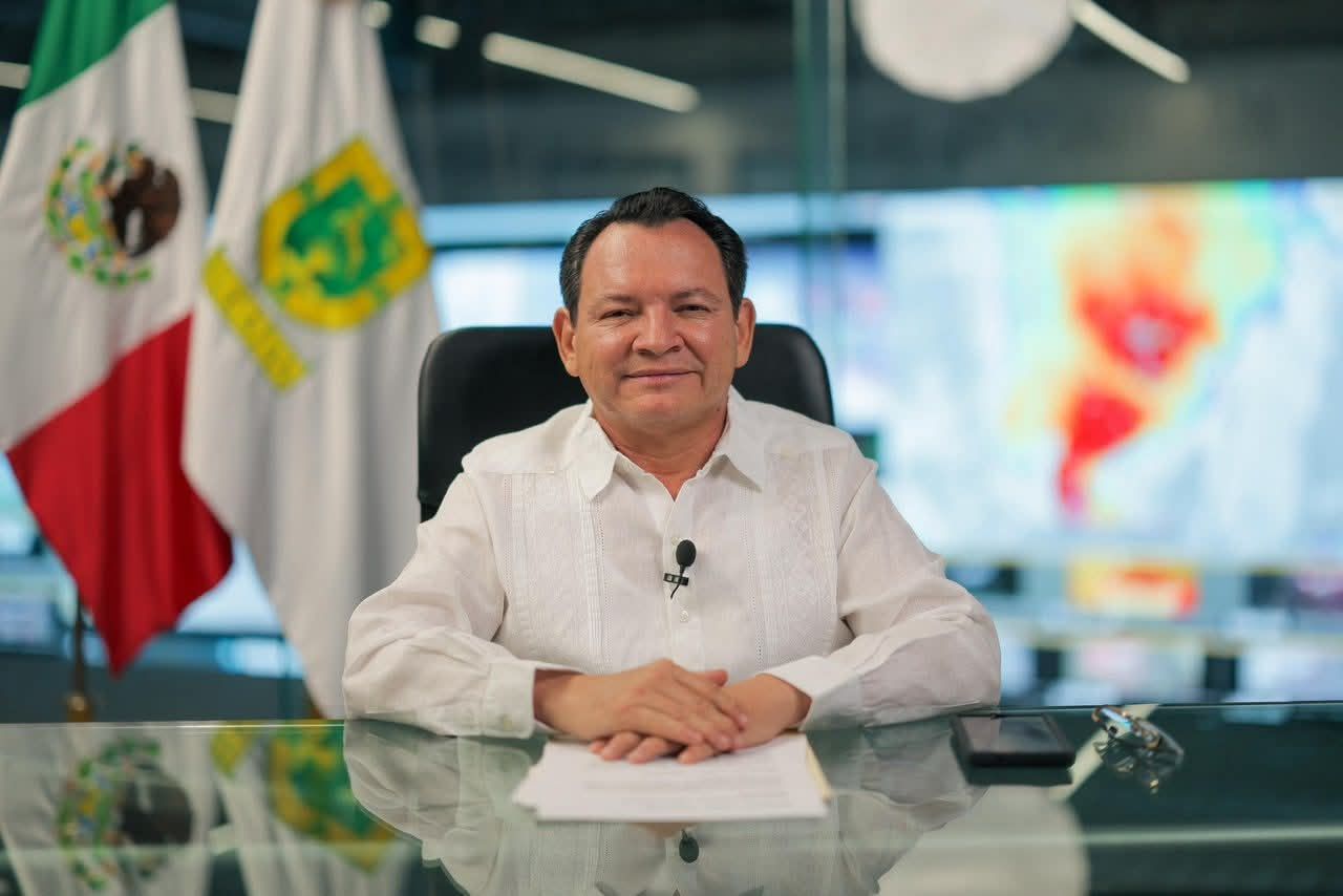 El gobernador Huacho suspende toda actividad económicas en Yucatán