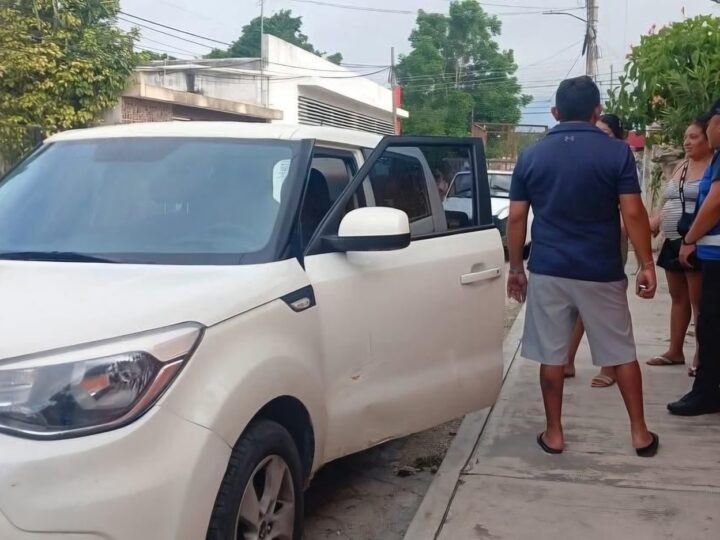 Un cozumeleño chocan a una motociclista en calles de Motul