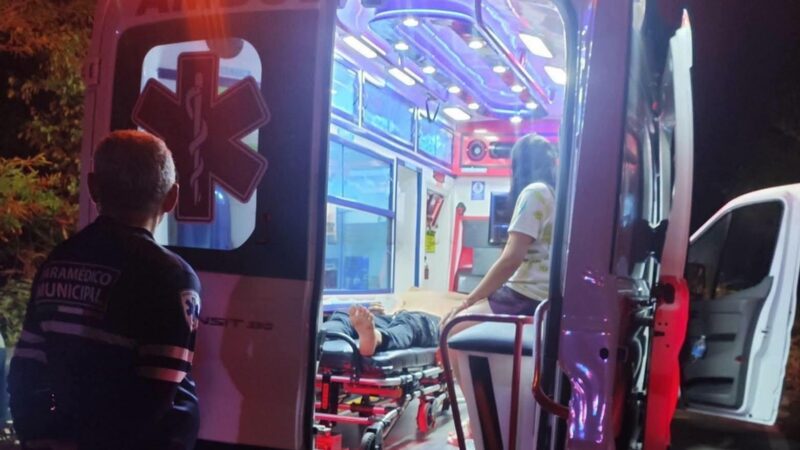 Un Joven motociclista derrapa y lesiona en la vía Dzidzantún, Yobaín