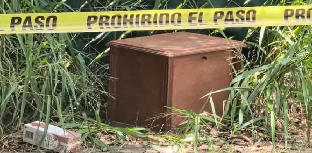 Hallan una urna con cenizas abandonada en un terreno de Cholul