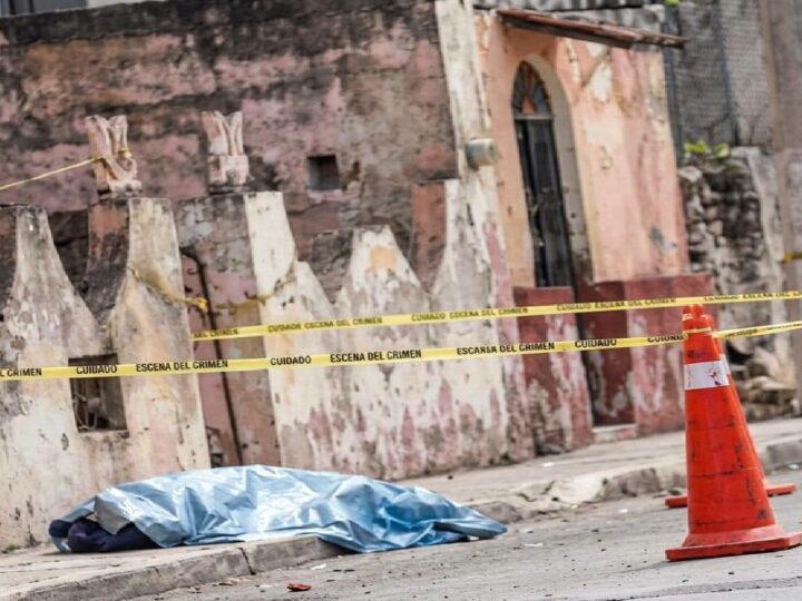 El alcohol y la cirrosis lo llevaron a la tumba: muere borrachito en calles de Izamal