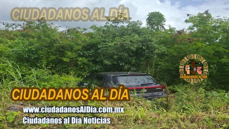 Una maestra dormita al volante y sale en la carretera Dzidzantún- Cansahcab