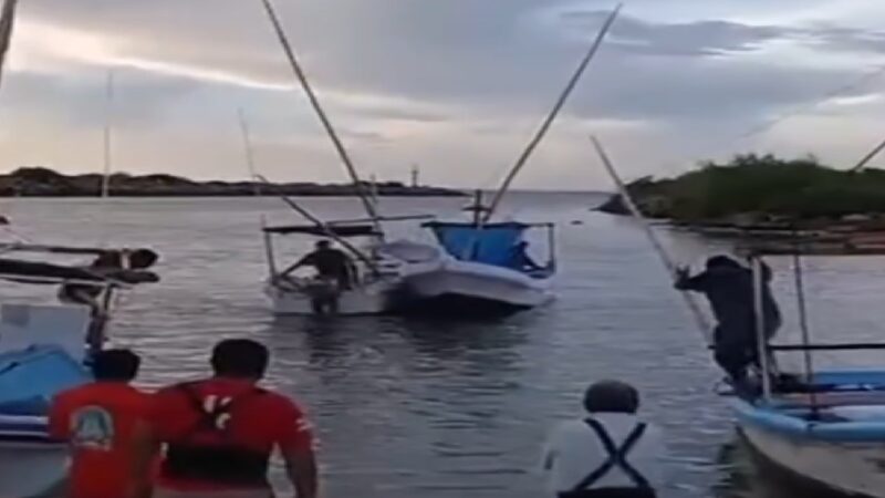 Fuerte turbonada voltea una lancha en San Crisanto: Rescatan vivos a los tripulantes  