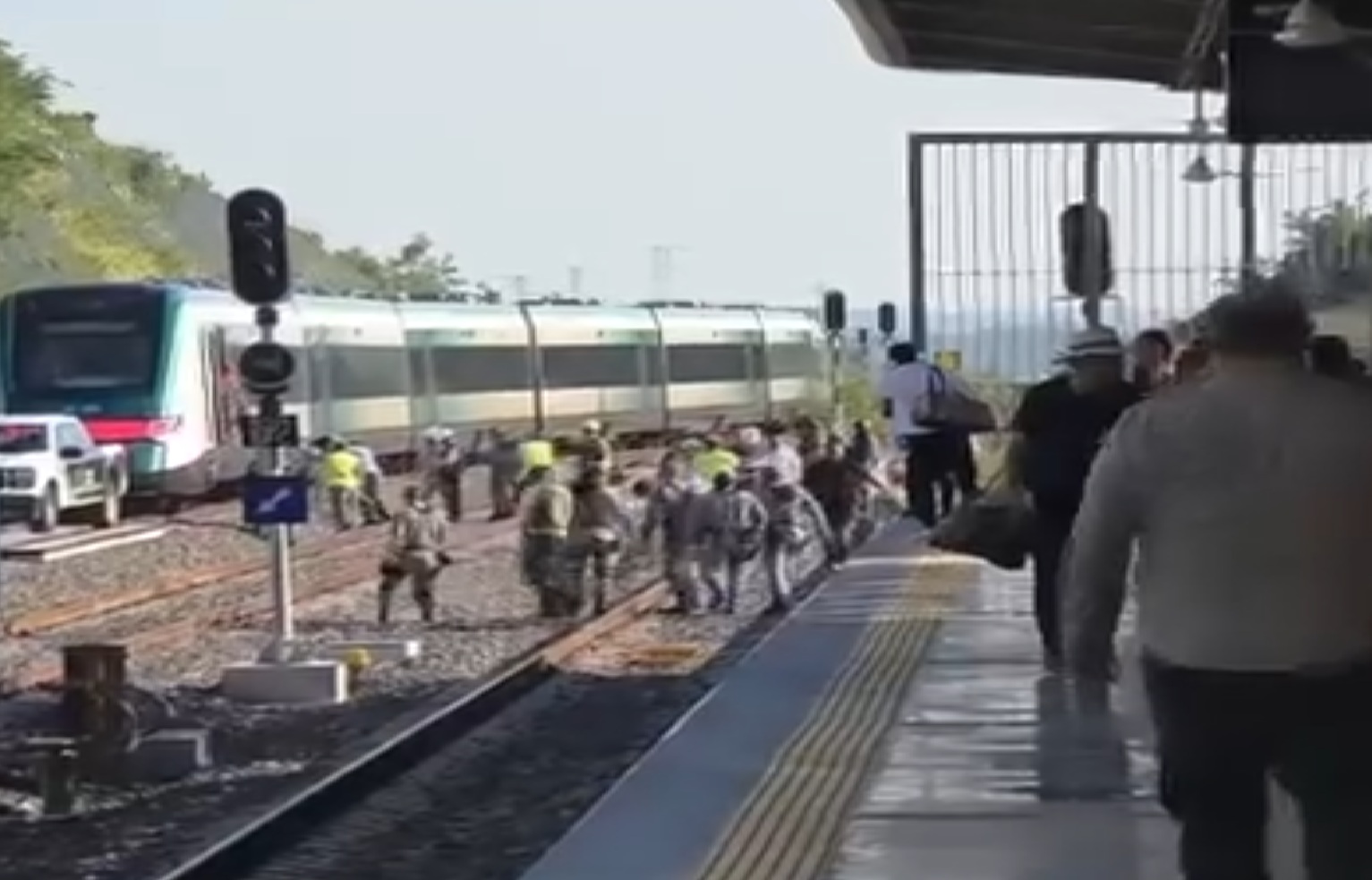 Un peligro viajar en el Tren Maya: Otra vez se descarrilo, esta vez en Campeche