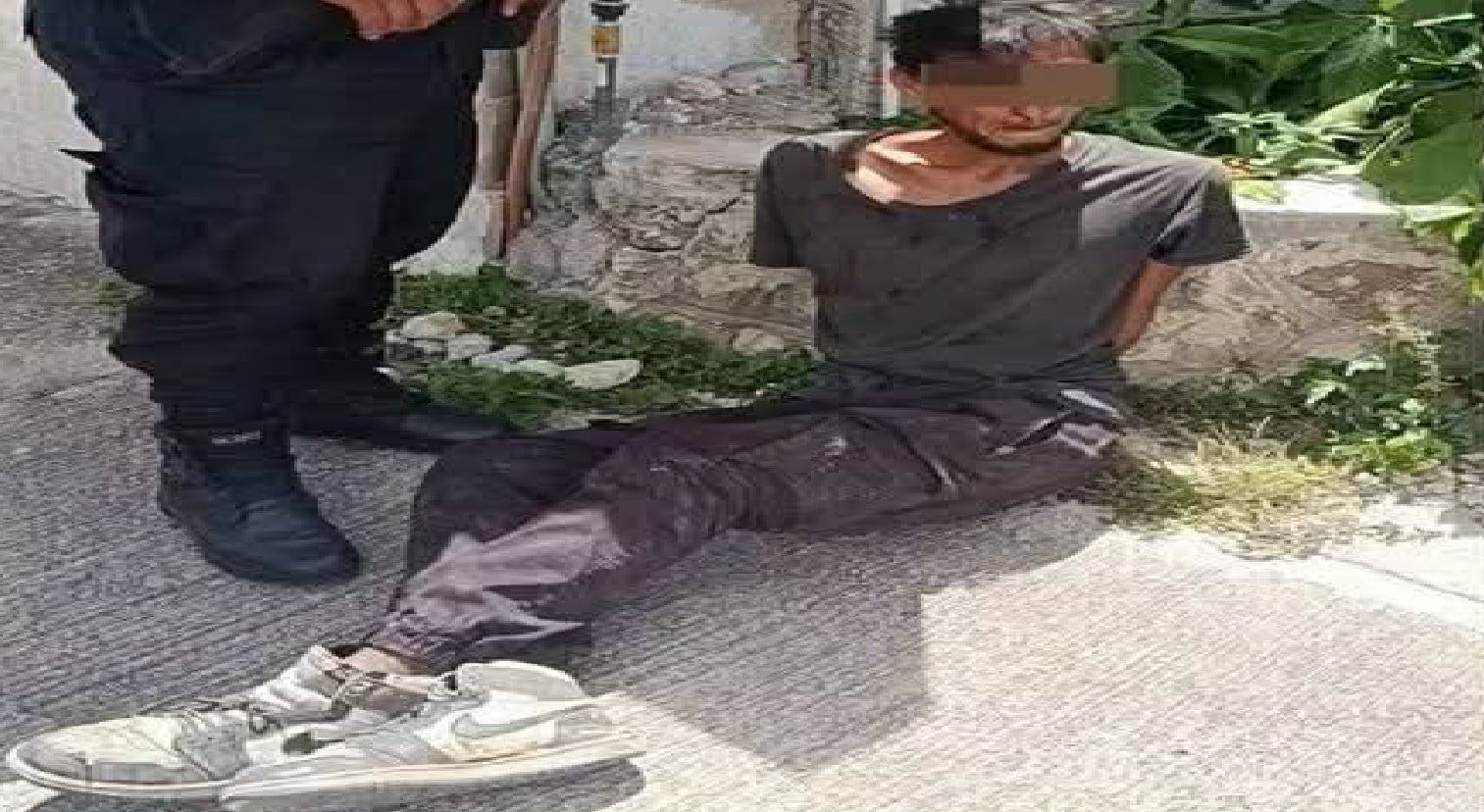 Vecinos del norte de Mérida le hacen la chamba a los polis: Detiene a un ladrón