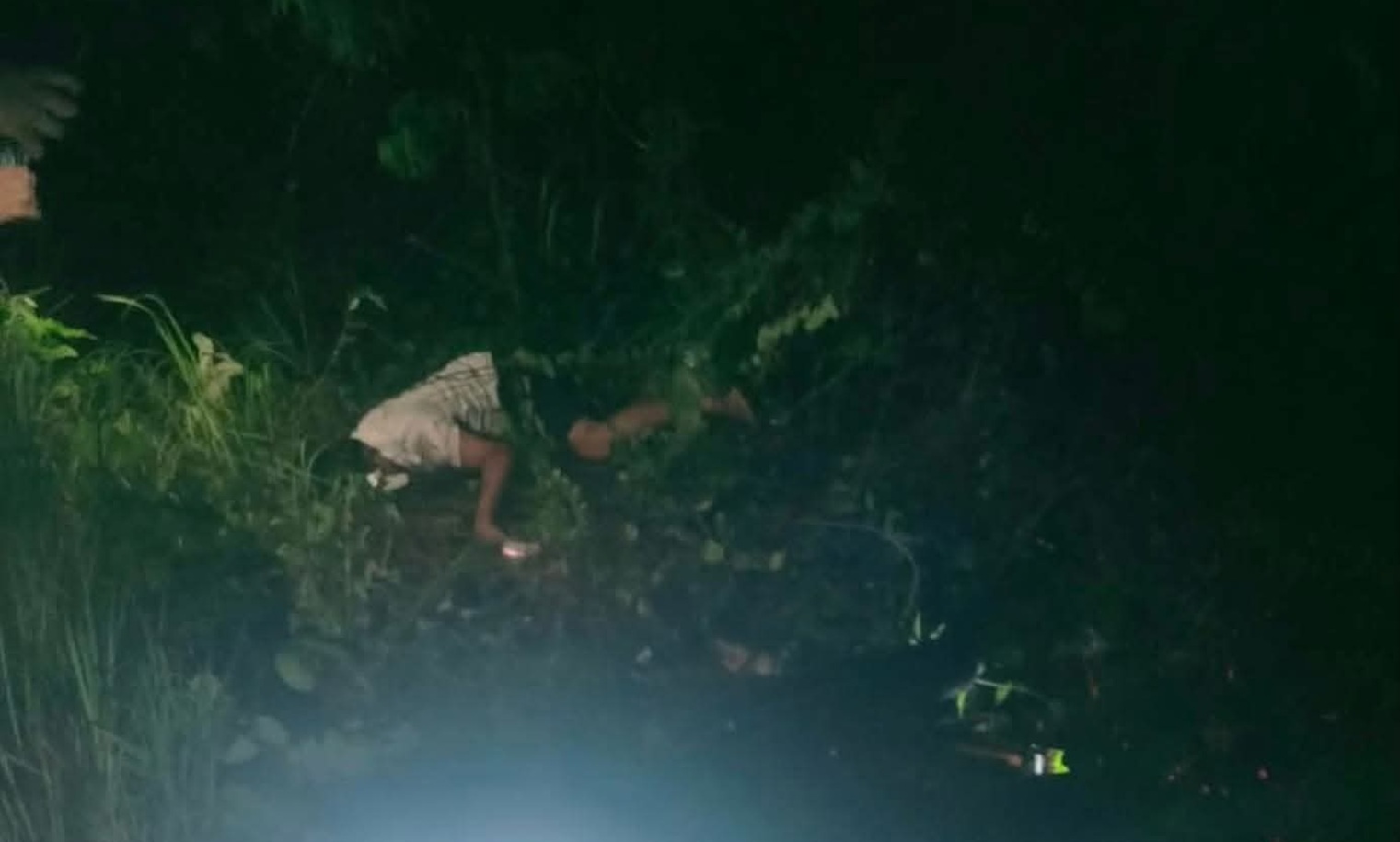 Un motociclista de se debate entre la vida y la muerte: Derrapó en la vía Motul- Cacalchén