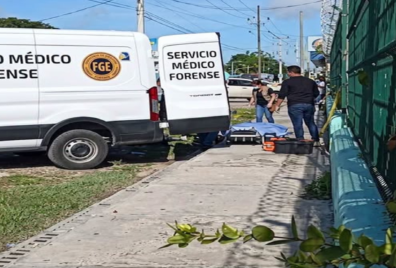 Hallan el cadáver de un hombre sobre la avenida Jacinto Canek